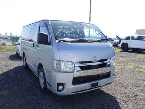 Toyota HiAce 2020 Silver