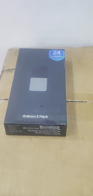 New Samsung Galaxy Z Flip 5 256 GB Black