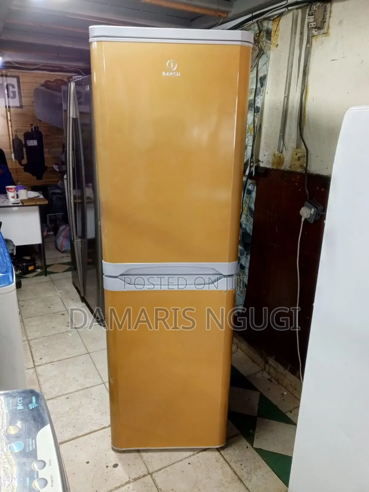 Exuk Bottom Freezer Refrigerator
