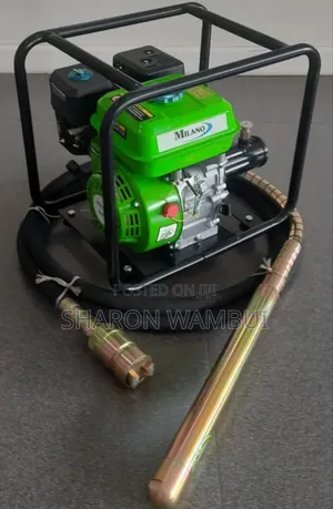 Milano Italia Concrete Vibrator With 45mm Poker Shaft