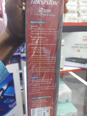 Hikvision Ac1200 Dual-Band Wi-Fi 5 Router.