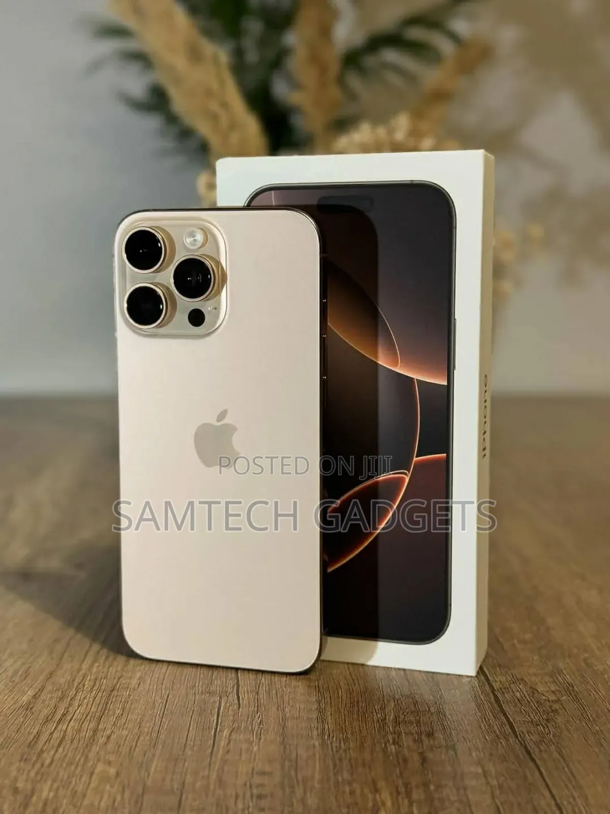 Apple iPhone 16 Pro Max 256 GB Gold