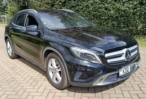 Mercedes-Benz GLA 250 2019 Black