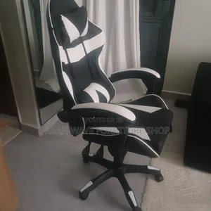 White Black Racing Chair