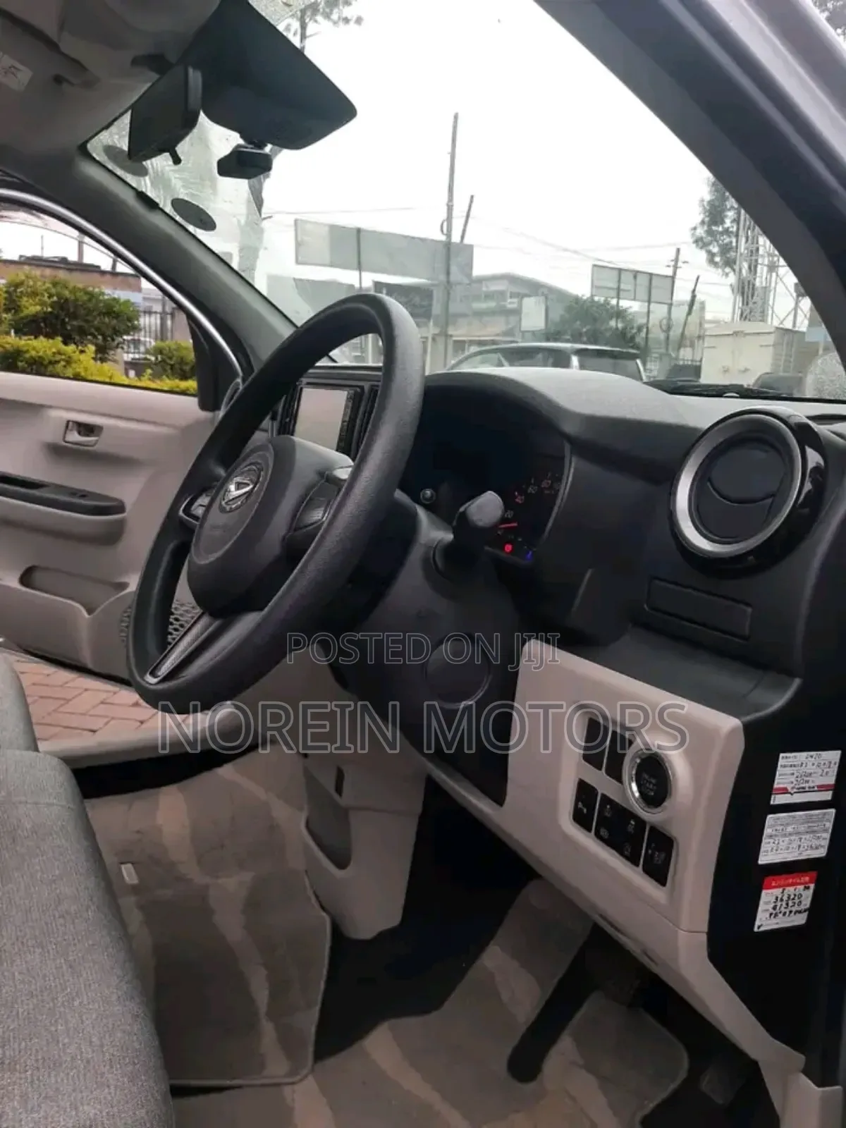 Daihatsu Boon 2018 Silver