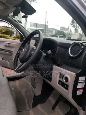 Daihatsu Boon 2018 Silver