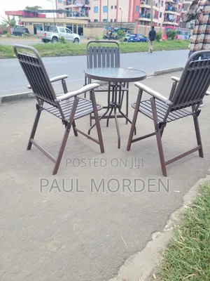 Elegant Garden Bistro Set_durable Metal Chairs +Round Glass Table