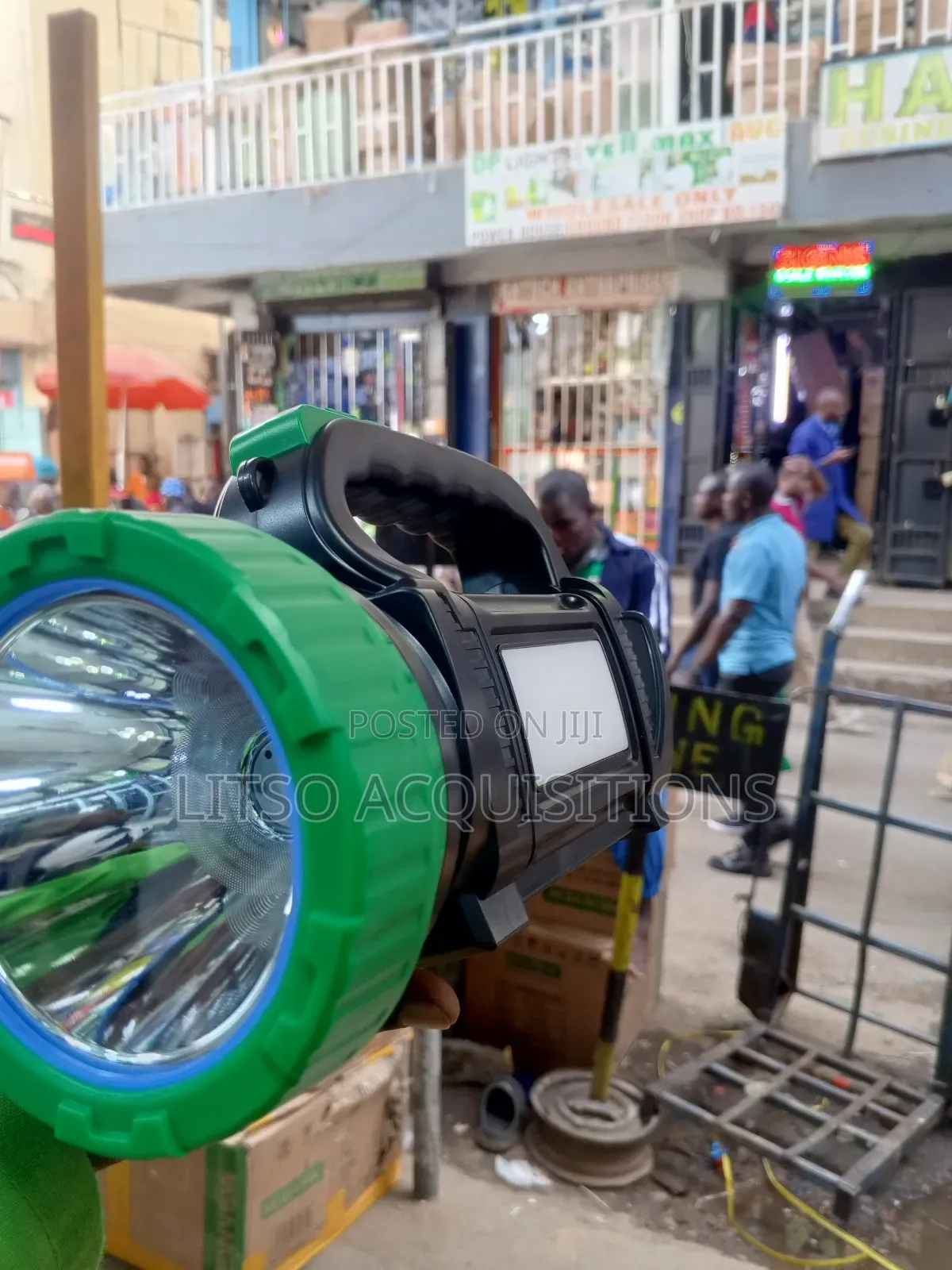 Portable, Rechargeable Led Searchlight Spotlight Torch.