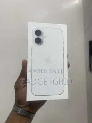 New Apple iPhone 17 256 GB White