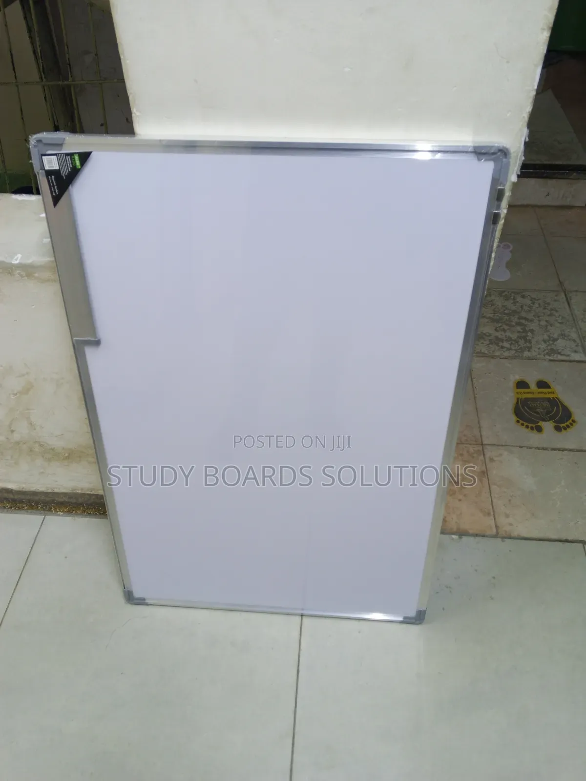 Multi-Purpose Whiteboard for Learning Presentations