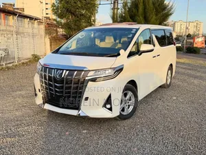Toyota Alphard 2019 White