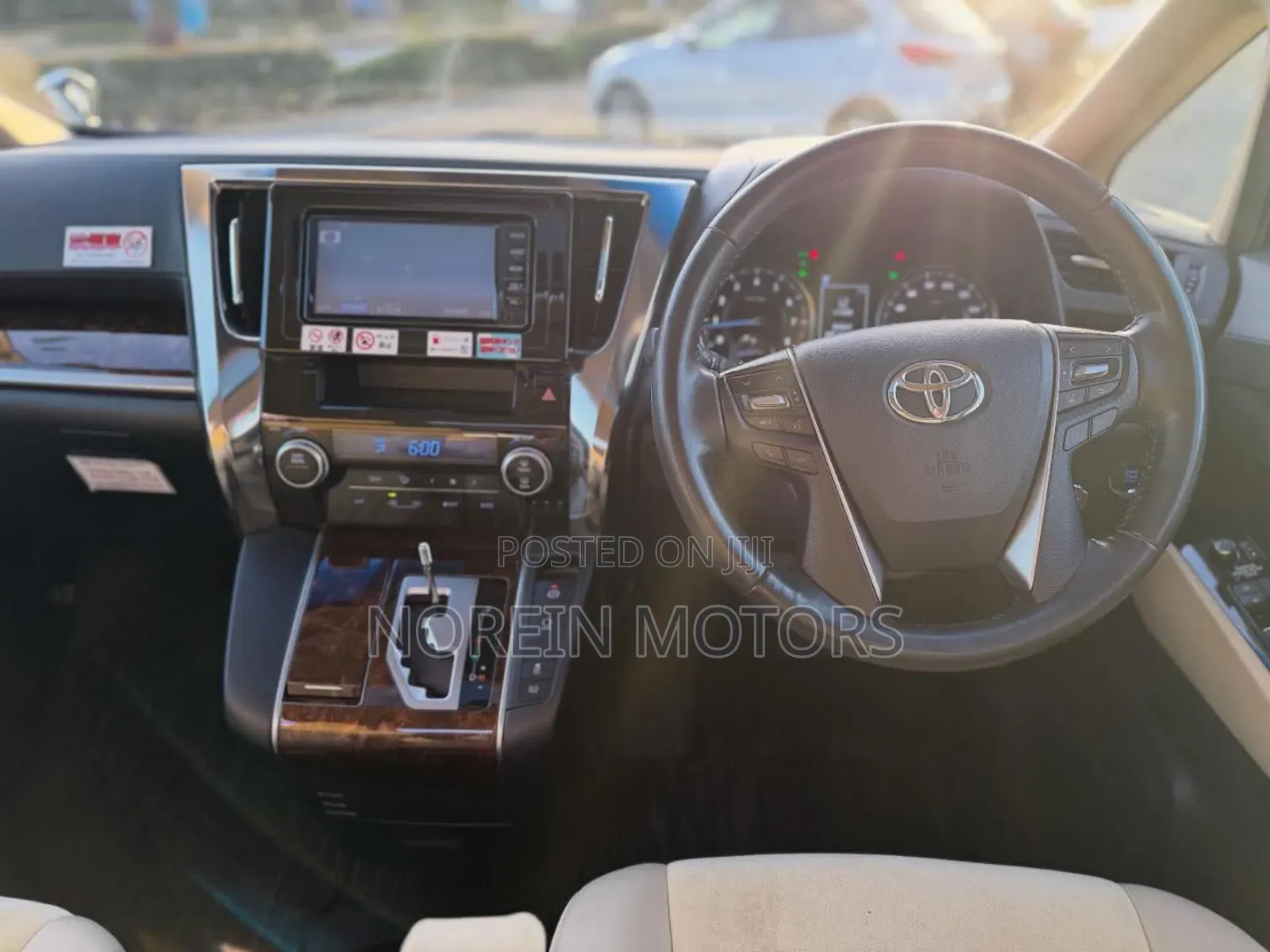 Toyota Alphard 2019 White