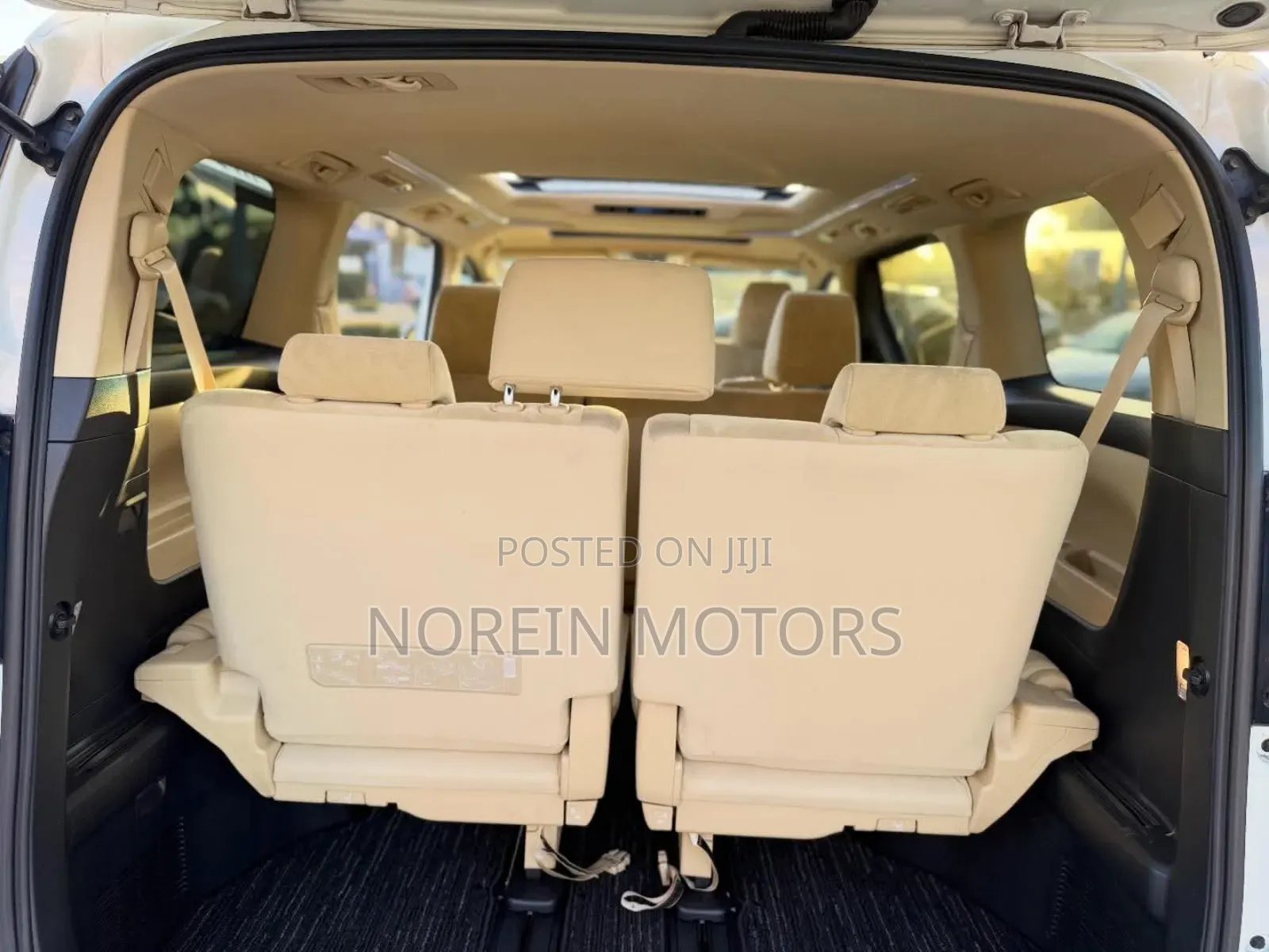 Toyota Alphard 2019 White