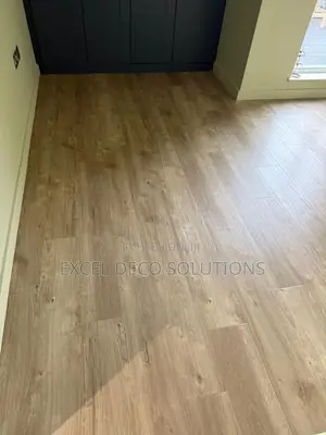 Wood Look LVT Vinyl Planks for Elegant Interior Floor Design