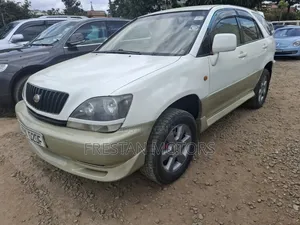 Toyota Harrier 2002 White