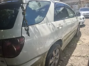 Toyota Harrier 2002 White