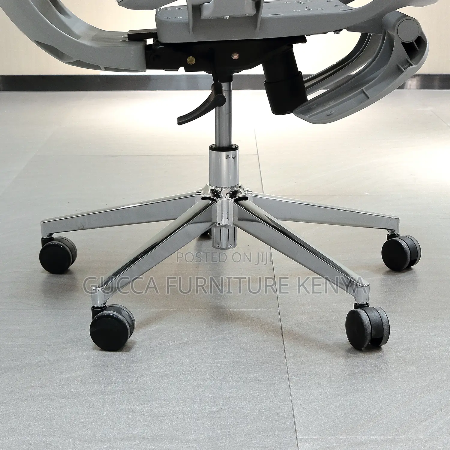 White Reclining Orthopedic Mesh Computer Seat