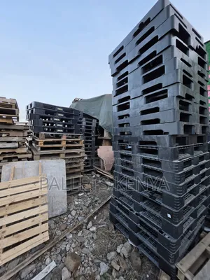 Plastic Pallets - High Quality Safe to Handle.03ki