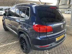 Volkswagen Tiguan 2016 Black