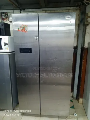 Boss Exuk Twin Door Fridge