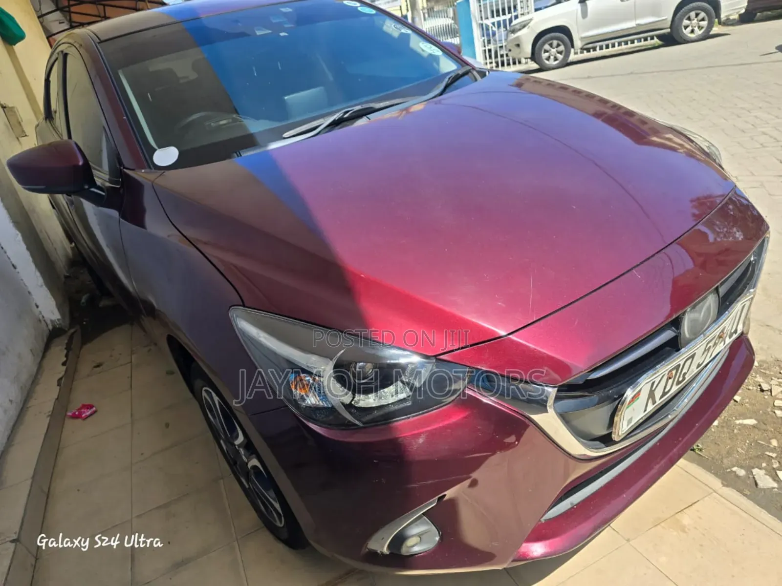 Mazda Demio 2017 Maroon