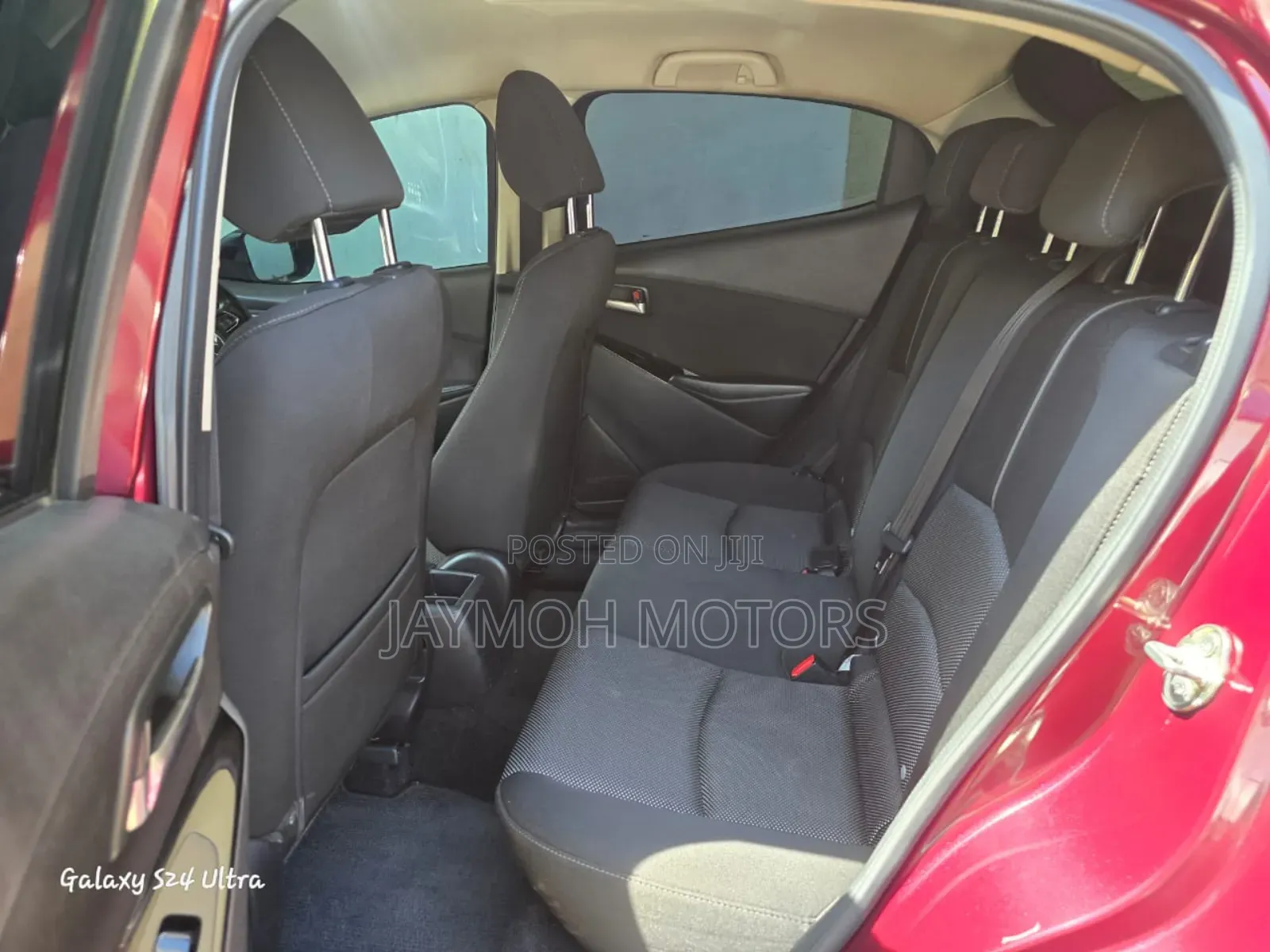 Mazda Demio 2017 Maroon