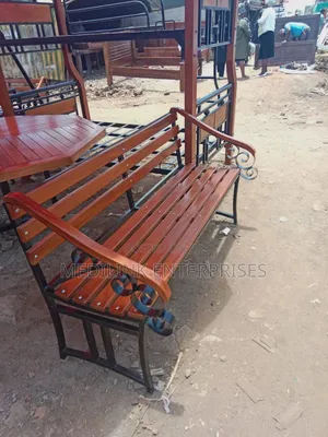 5ft Bench Wooden Metallic