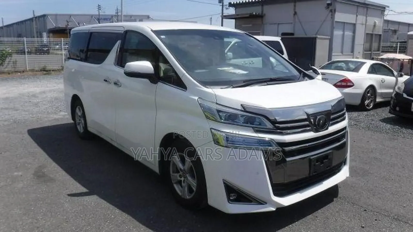 Toyota Vellfire 2018 White