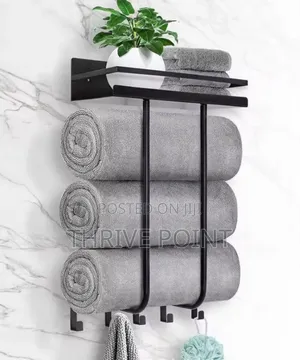 Multifunctional Bathroom Towel Holder With Metal Shelf and 5 Hooks