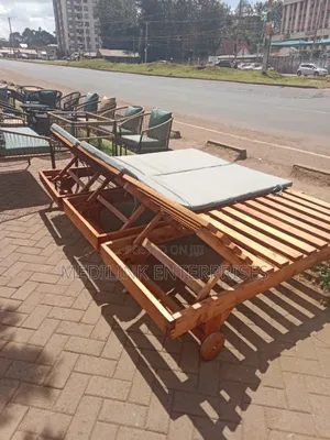 Mahogany Sunbeds Loungers