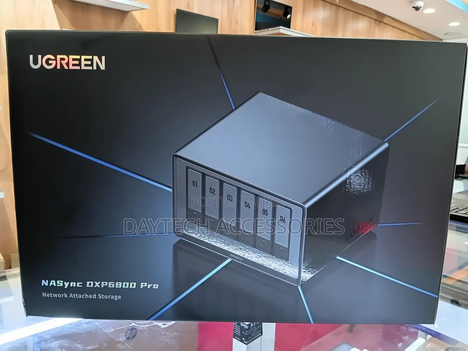 The Ugreen Nasync Dxp6800 Pro 6-Bay Network Attached Storage.