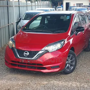 Nissan Note 2018 Red