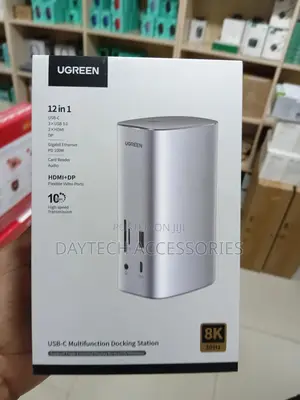 The Ugreen Revodok Pro 312 12-in-1 Docking Station (Cm681).