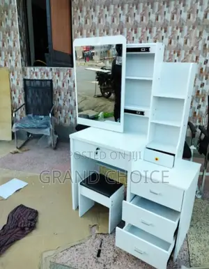 Imported MDF Dressing Desk