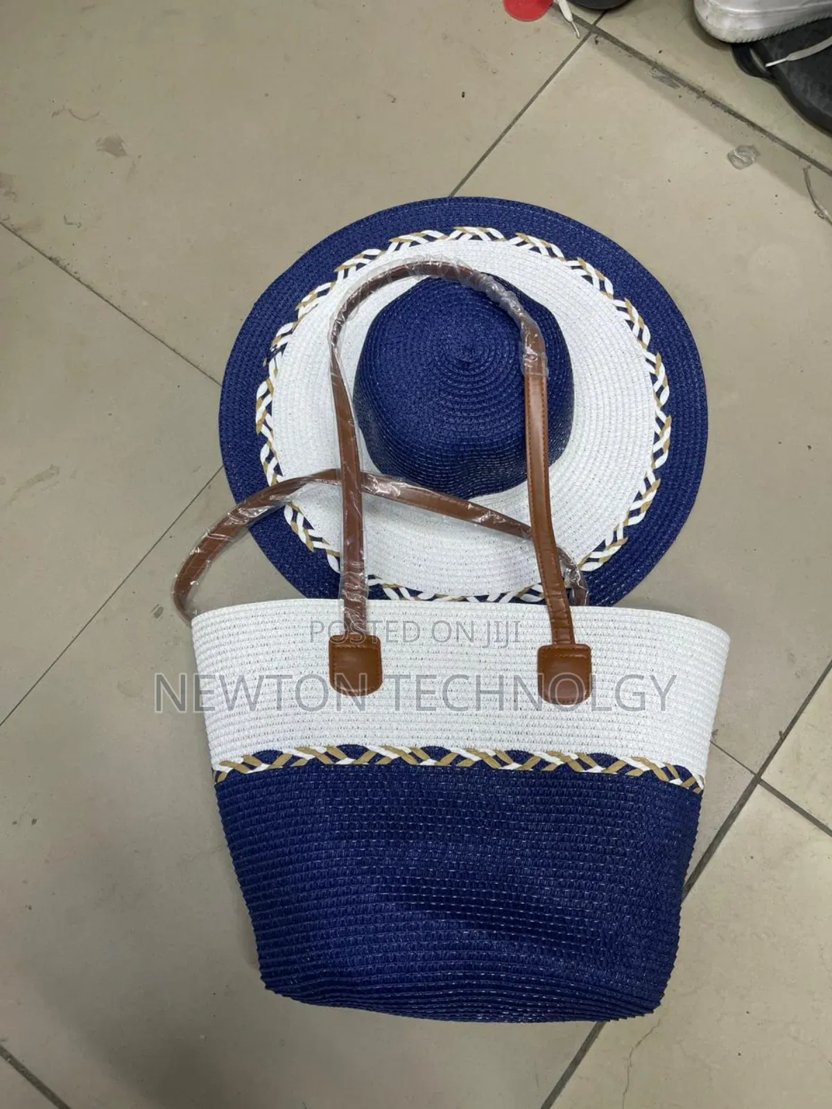 Beach Lady Bag With Matching Hats