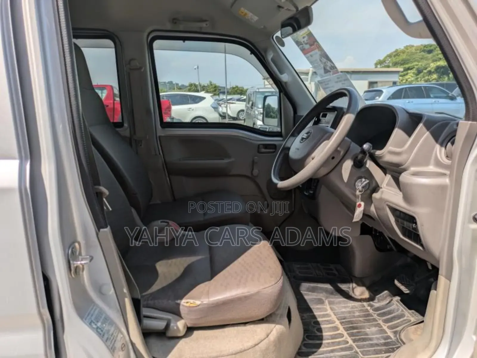 Nissan Clipper 2018 Silver