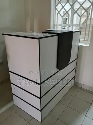 New Morden Reception Office Desk Available