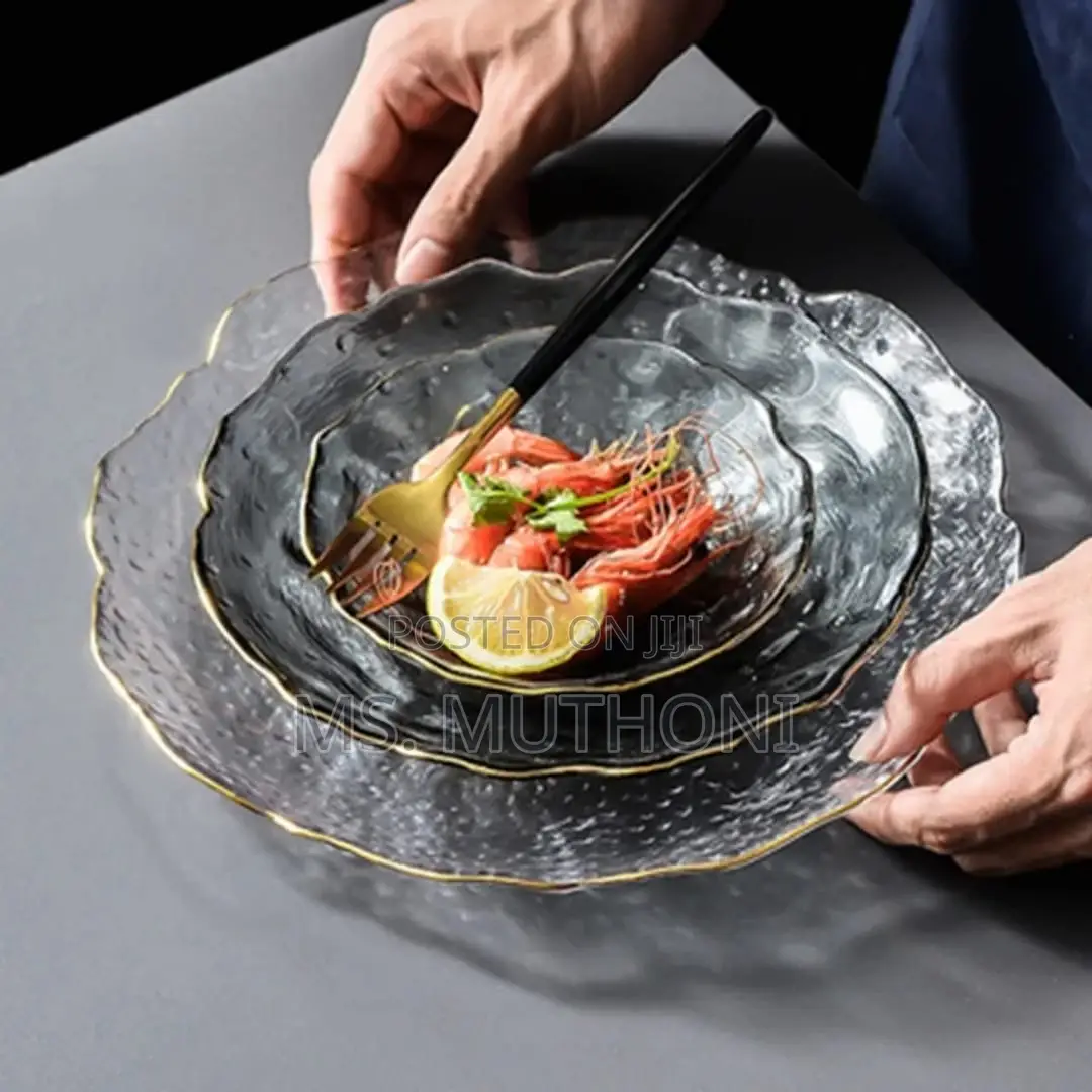 3 PCS Irregular Glacier / Hammered Glass Plate Set With a Gold-Rim