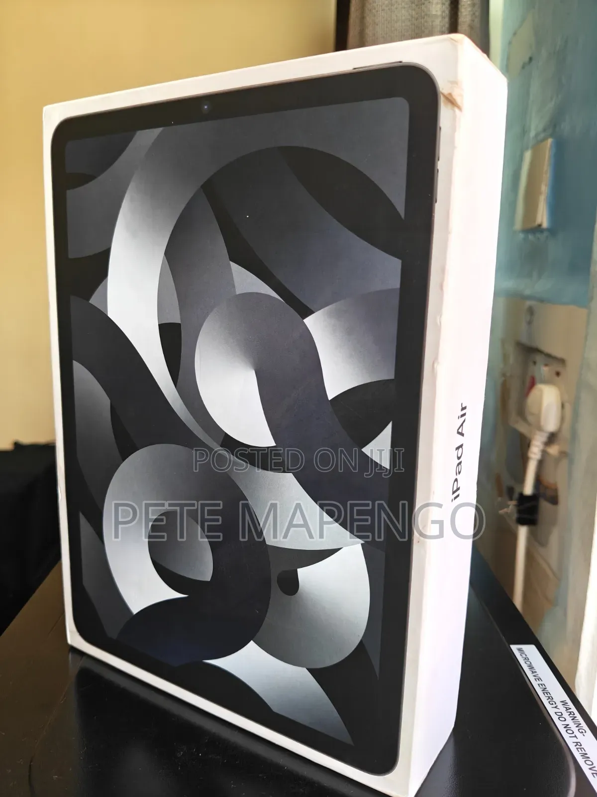 Apple iPad Air 64 GB Gray