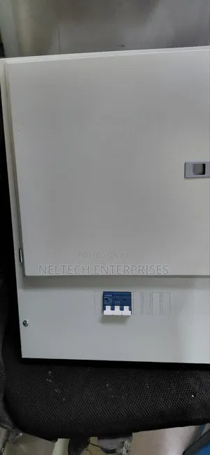 Distribution Board 8 Way