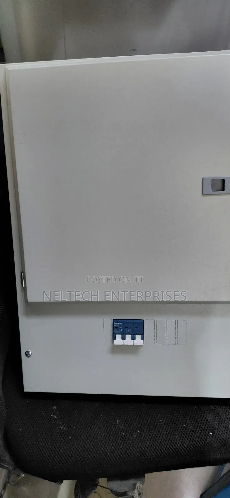 Distribution Board 8 Way