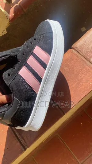 Campus Sneakers