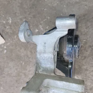Nissan Xtrail Nt31 Engine Mountain
