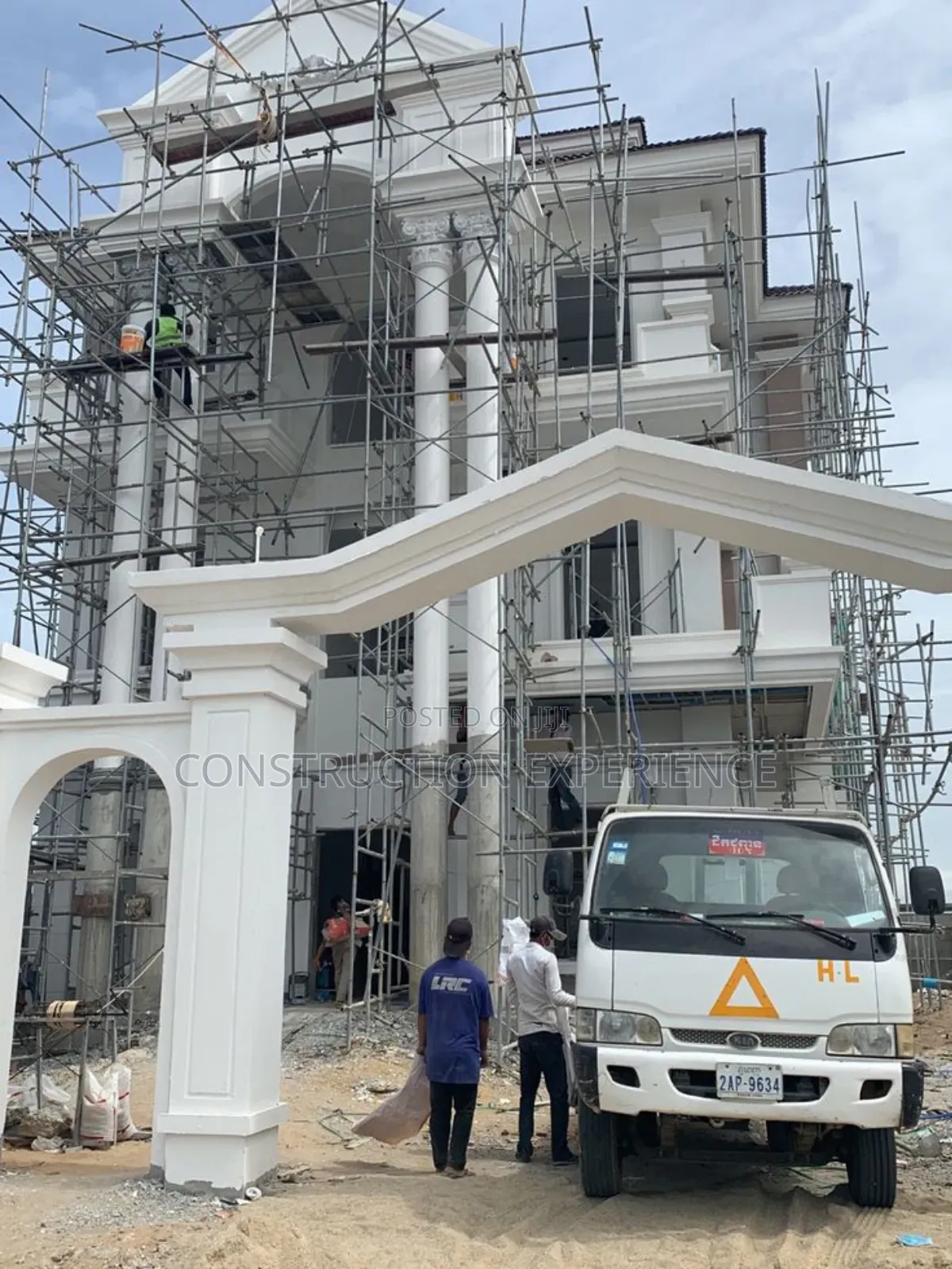 Modern Construction/Contractor
