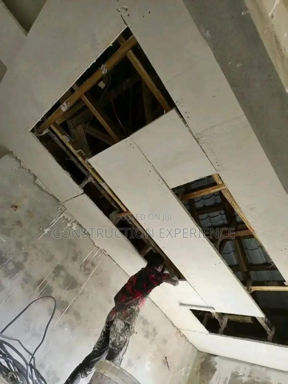 Modern Construction/Contractor