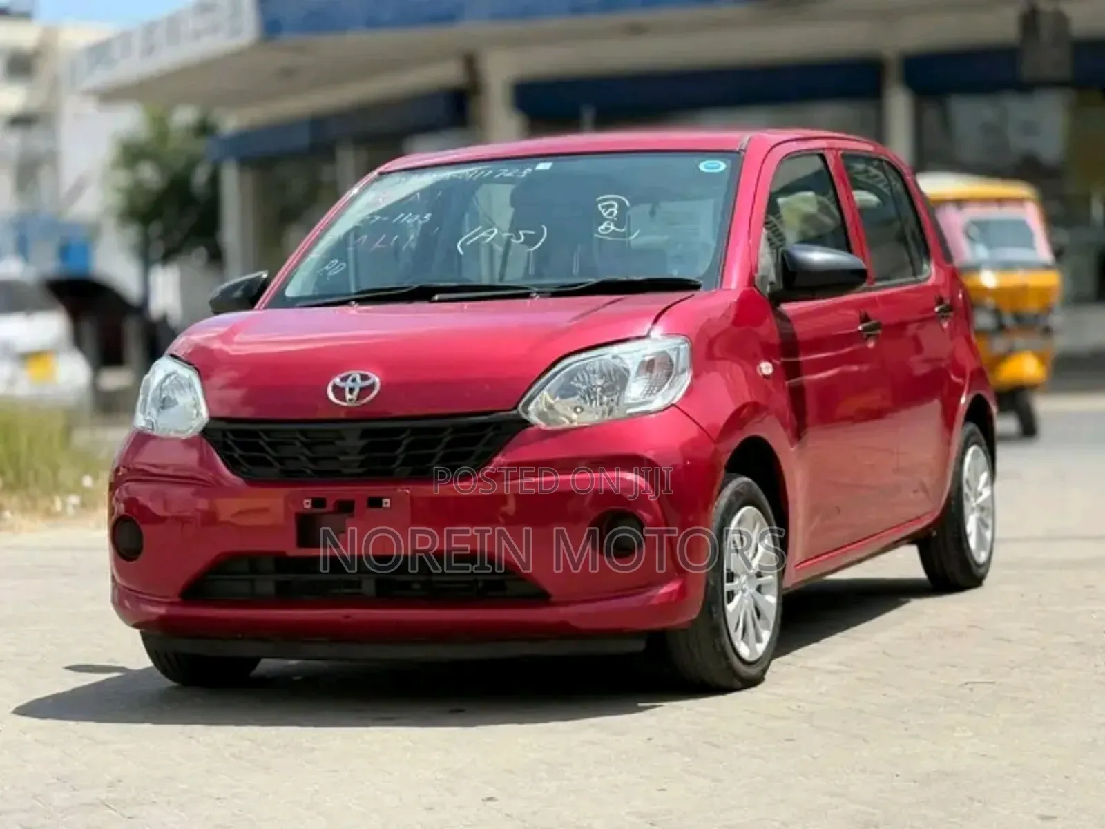 Toyota Passo 2018 Red