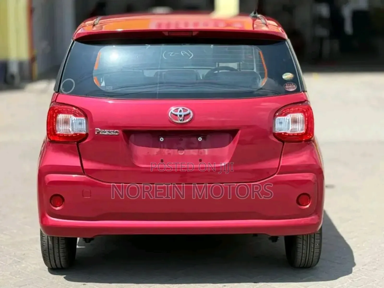 Toyota Passo 2018 Red