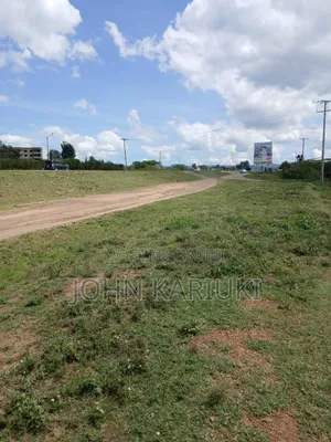 100x100 Land in Naivasha Karai Near Keroche Entrance Touching Tarmac