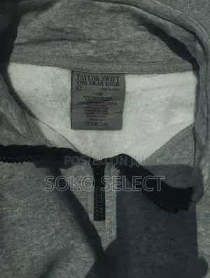Quarter Zip
