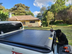 Manual Roller Shutter Cover Perfect Fit for Double Cab Hilux